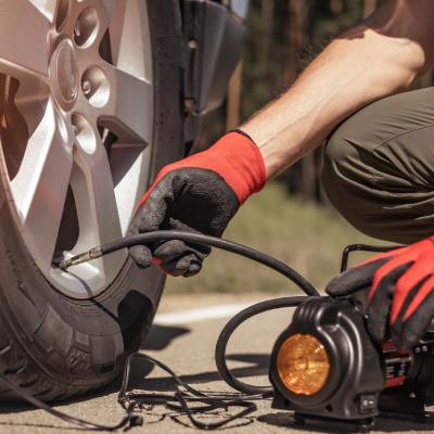 compresseur-pneu-voiture